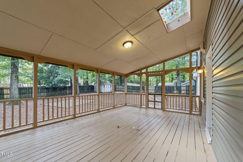 4413 Old Colony Rd, Raleigh, NC 27613
