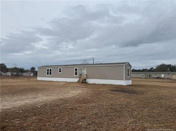 4413 Southpaw Dr, Fayetteville, NC 28312