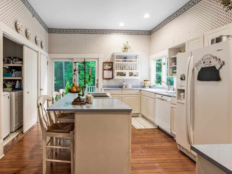 4415 Fox Run Rd, Sanford, NC 27330