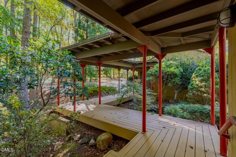 4416 Arrowhead Trl, Hillsborough, NC 27278