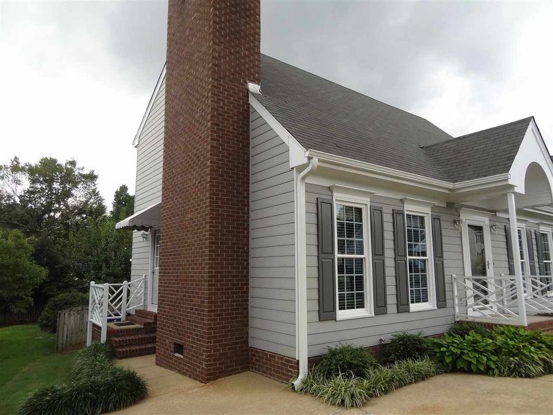 4416 Bartholomew Cir, Raleigh, NC 27604