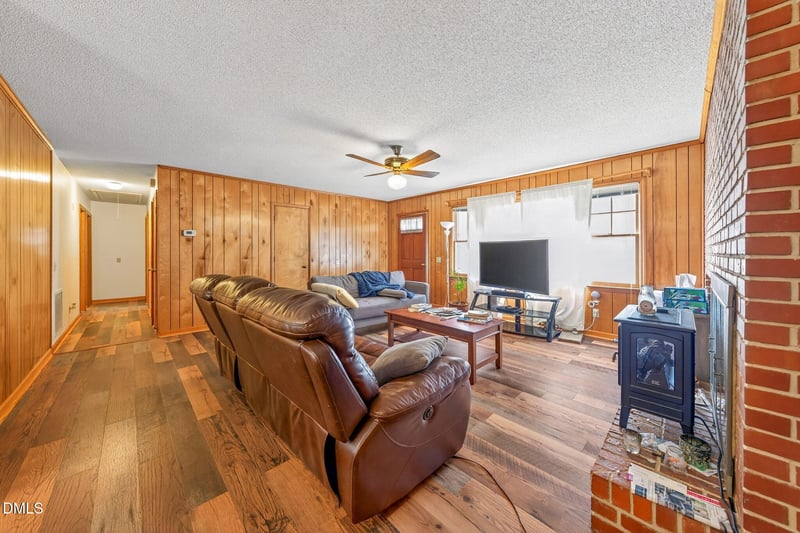 4416 Ridge Dr, Fuquay Varina, NC 27526