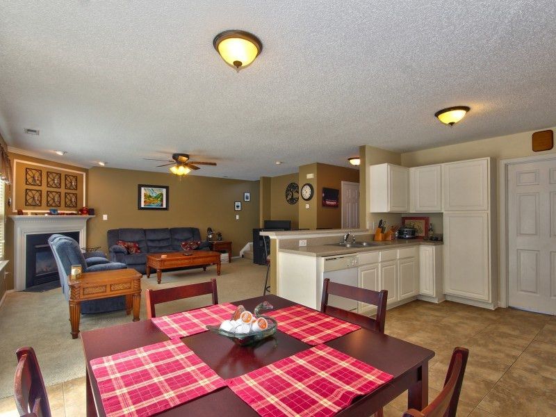 4416 River Edge Dr, Raleigh, NC 27604