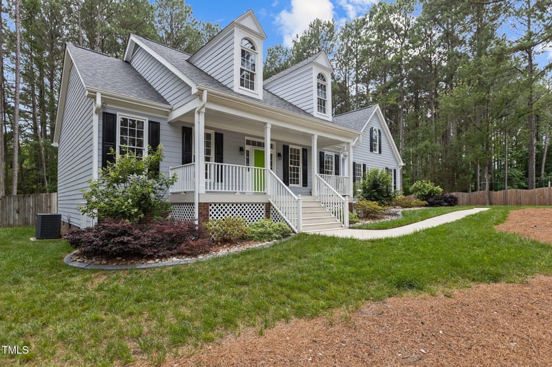 4416 Thistlehill Ct, Raleigh, NC 27616
