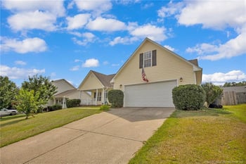 4418 Rose Meadow Dr, Hope Mills, NC 28348