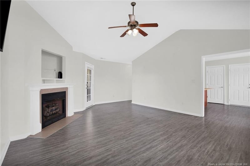 4418 Rose Meadow Dr, Hope Mills, NC 28348