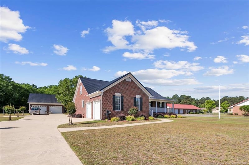 4419 Cameron Rd, Hope Mills, NC 28348