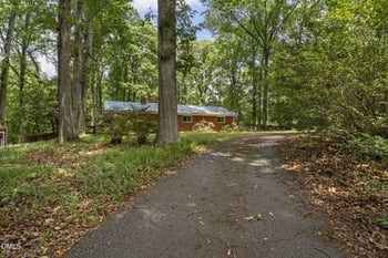 4419 Laurel Hills Rd, Raleigh, NC 27612
