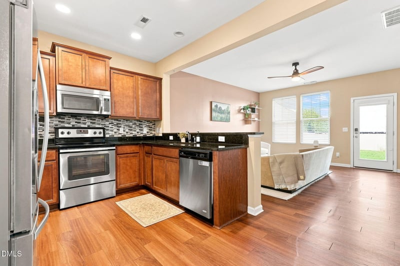 442 Carthage Ct, Durham, NC 27703
