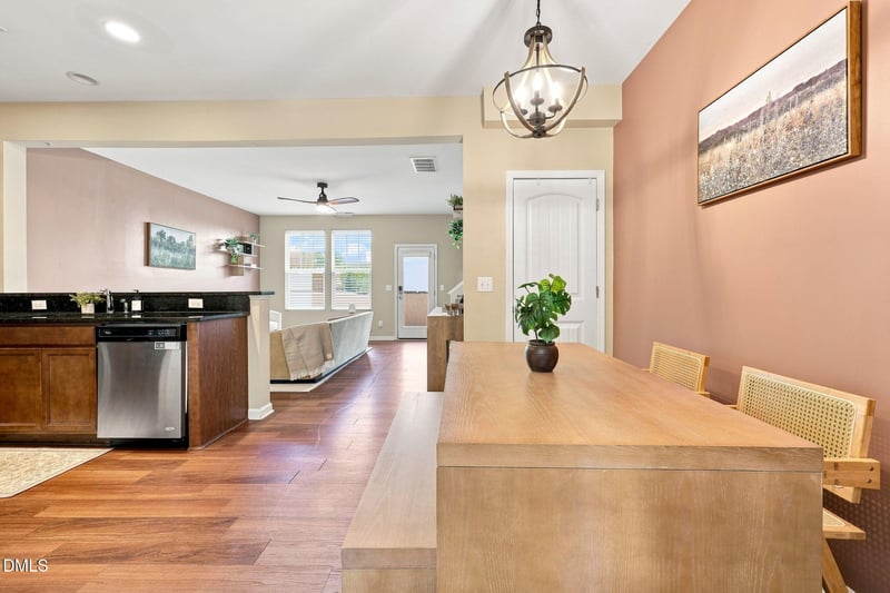 442 Carthage Ct, Durham, NC 27703