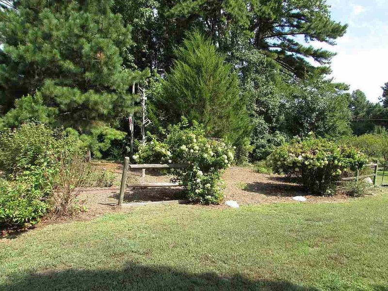 442 Montgomery Rd, Franklinton, NC 27525