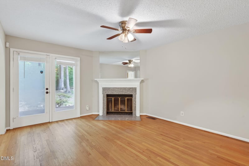 442 Oak Run Dr, Raleigh, NC 27606