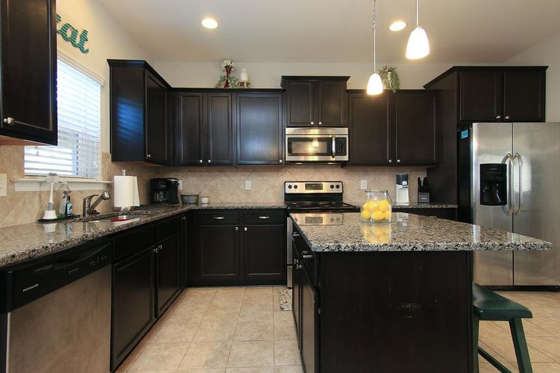 442 Summerwind Plantation Dr, Garner, NC 27529