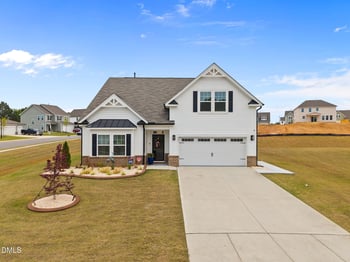 442 Winding Creek Dr, Lillington, NC 27546