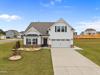 442 Winding Creek Dr, Lillington, NC 27546