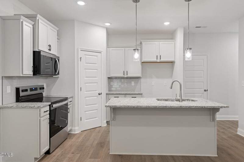 4421 Dominion Crest Dr, Apex, NC 27523