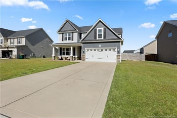 4422 Narrow Pine Ct, Hope Mills, NC 28371