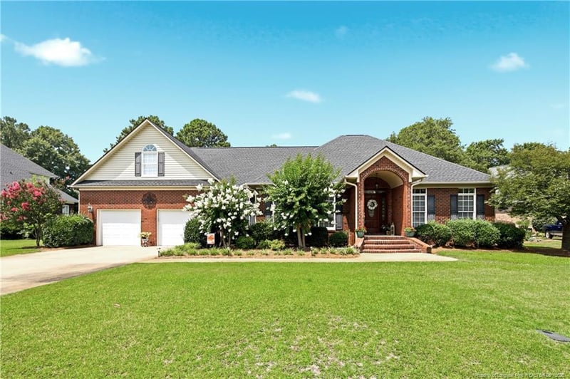 4424 Bent Grass Dr, Fayetteville, NC 28312