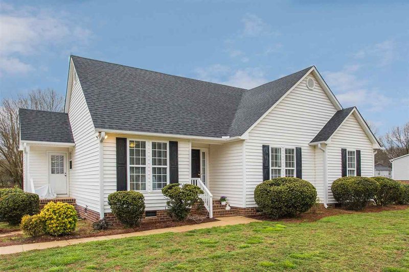 4424 Mannsfield Ct, Apex, NC 27539