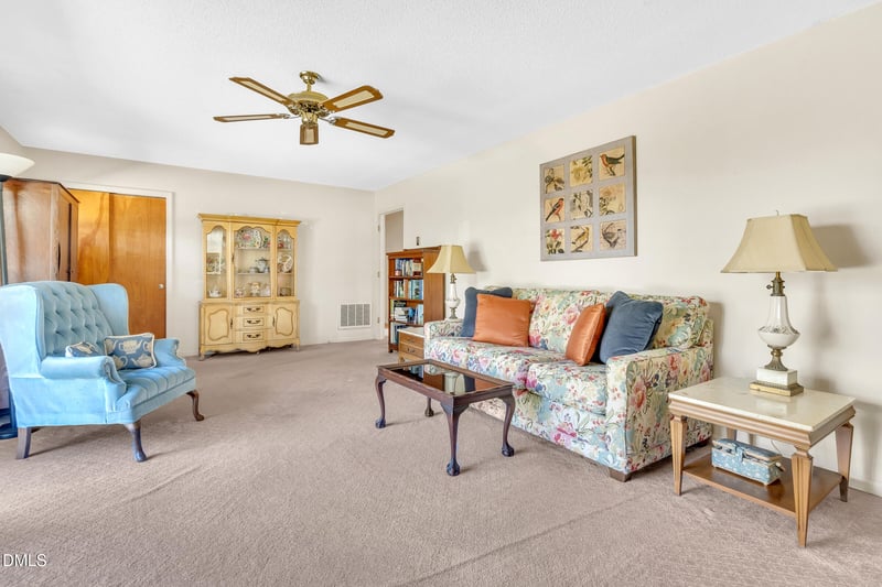 4424 Ridge Dr, Fuquay Varina, NC 27526