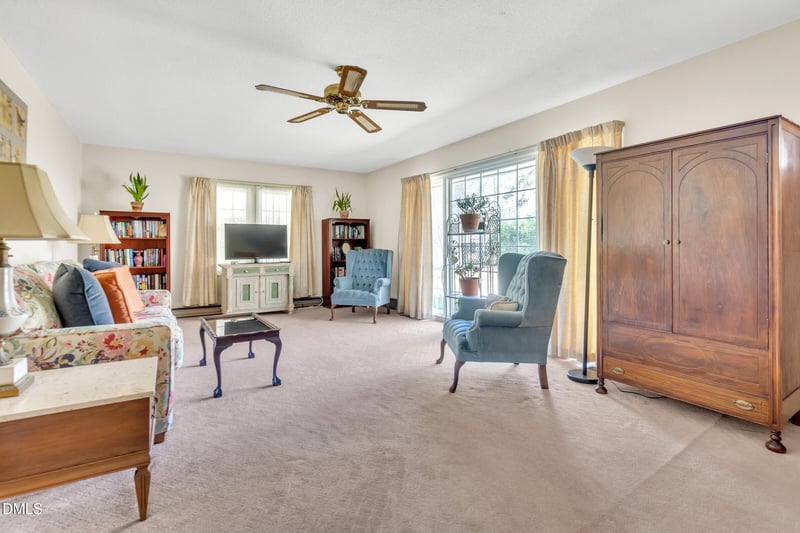 4424 Ridge Dr, Fuquay Varina, NC 27526