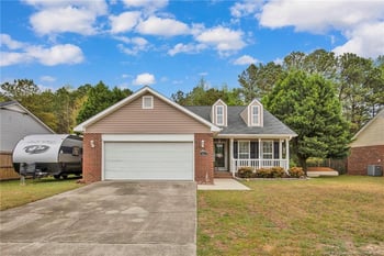 4425 Bishamon St, Hope Mills, NC 28348