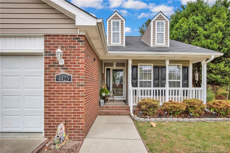 4425 Bishamon St, Hope Mills, NC 28348