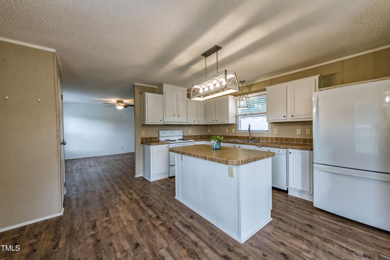 4426 Carpenter Pond Rd, Durham, NC 27703
