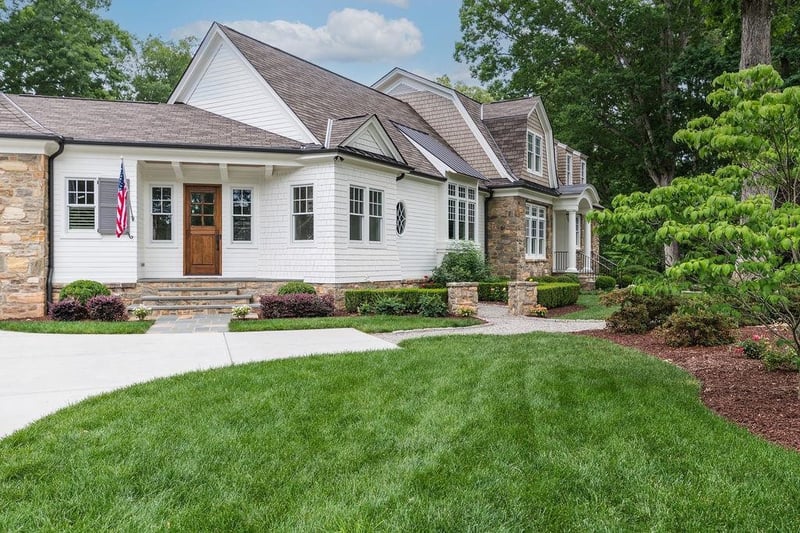 4427 Laurel Hills Rd, Raleigh, NC 27612