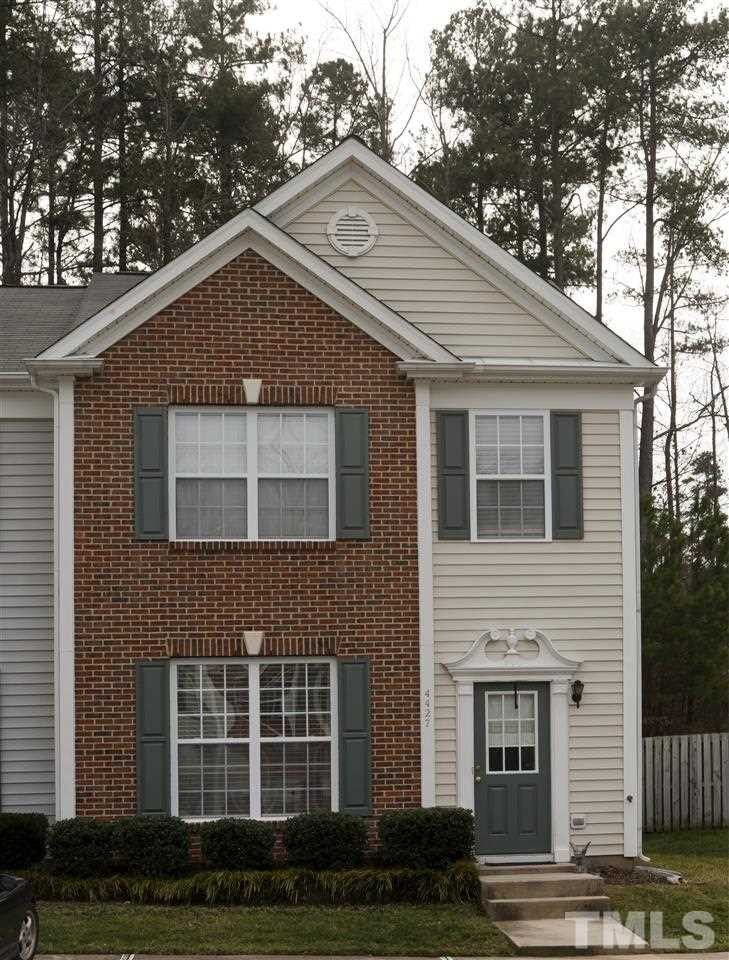 4427 Vienna Crest Dr, Raleigh, NC 27613