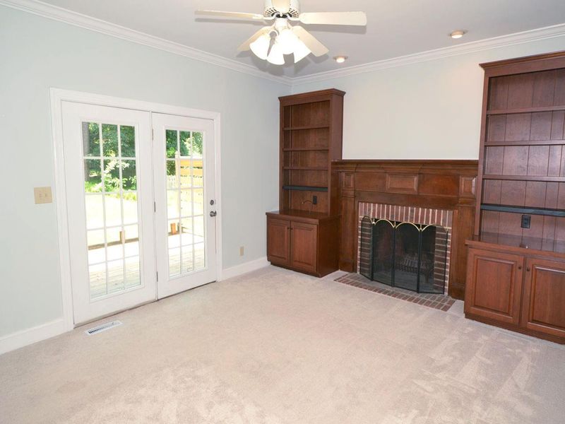 4428 Pike Rd, Raleigh, NC 27613