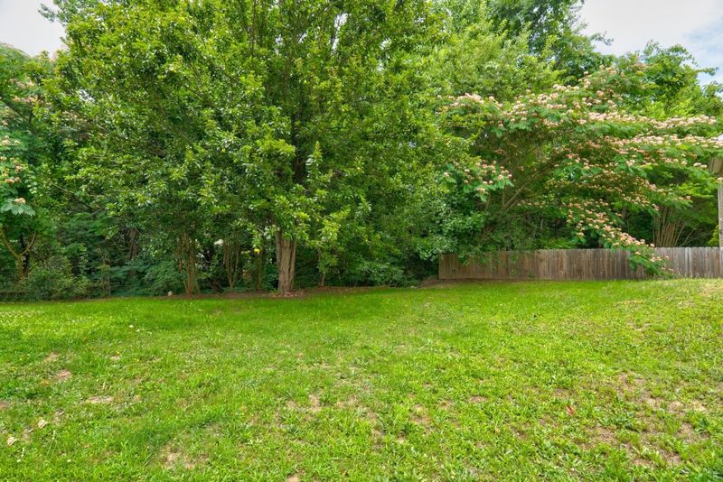 4429 Cobble Creek Ln, Raleigh, NC 27616