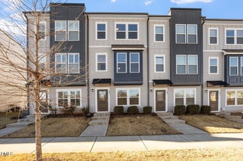 443 Fisher St, Raleigh, NC 27610