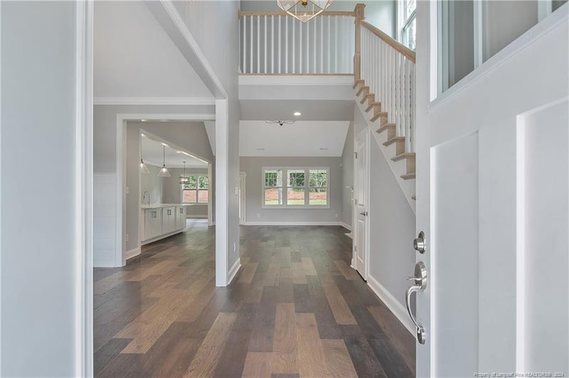 443 Holly Ln, Fayetteville, NC 28305