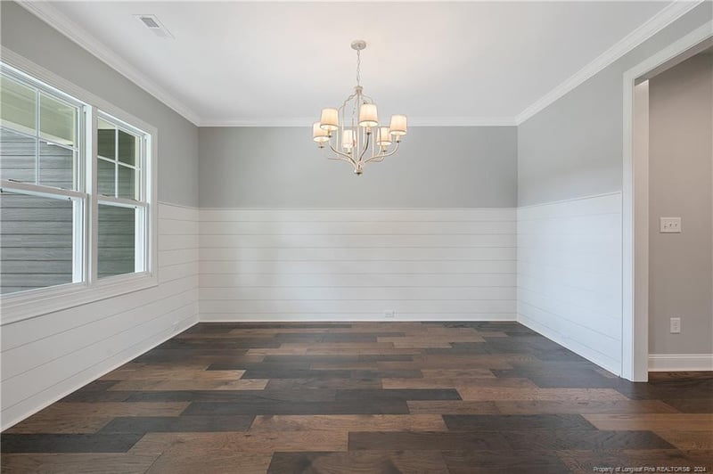 443 Holly Ln, Fayetteville, NC 28305
