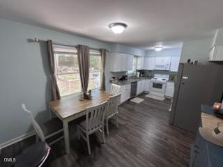 443 Park Ave, Youngsville, NC 27596
