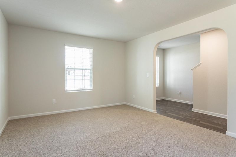 443 Turning Lake Dr, Zebulon, NC 27597