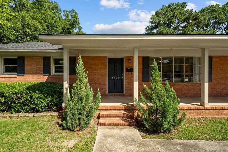 4430 Cliffdale Rd, Fayetteville, NC 28314