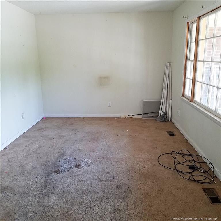 4432 Ruby Rd, Fayetteville, NC 28311