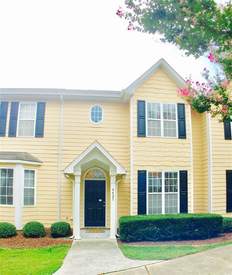 4433 Moss Garden Pa, Raleigh, NC 27616