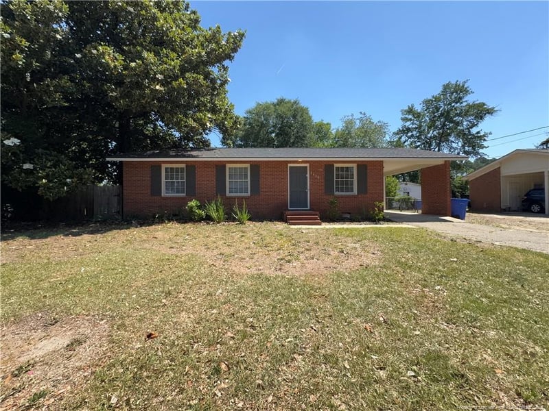 4438 Wellington Dr, Fayetteville, NC 28314