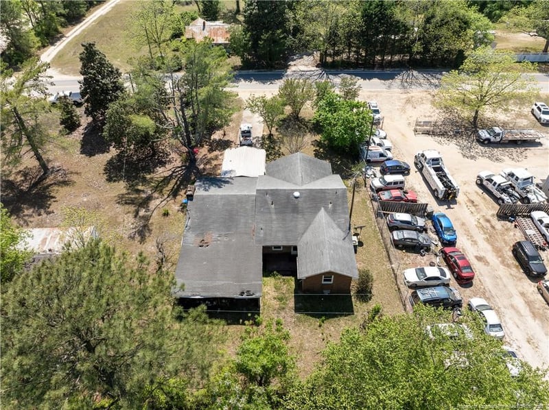 4439 Claude Lee Rd, Fayetteville, NC 28306