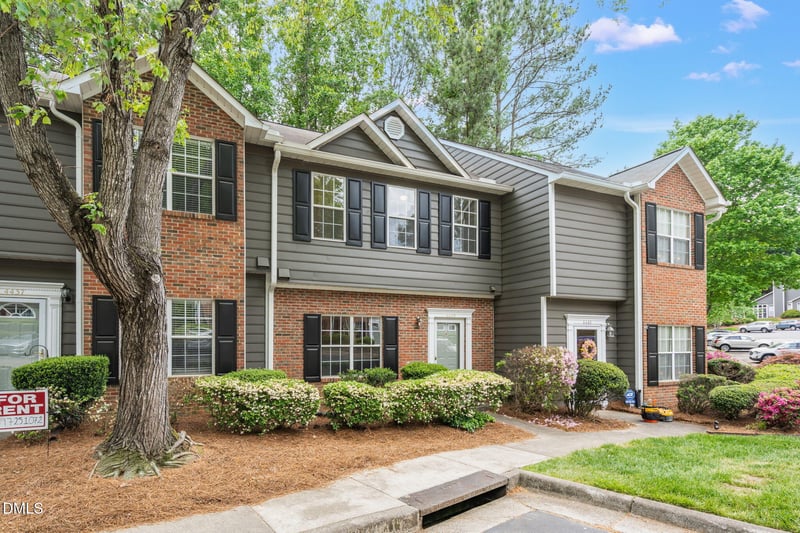 4439 Still Pines Dr, Raleigh, NC 27613