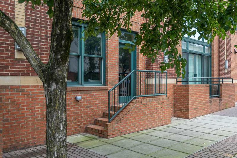 444 S Blount St #103, Raleigh, NC 27601