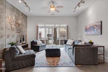 444 Blount St #120, Raleigh, NC 27601