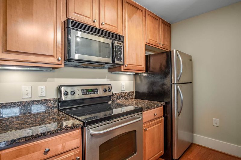 444 S Blount St #207, Raleigh, NC 27601