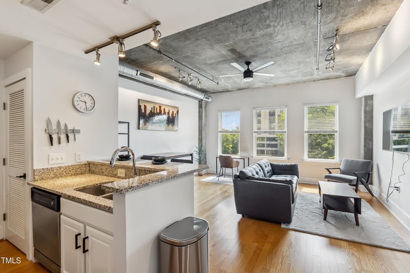 444 Blount St #209, Raleigh, NC 27601