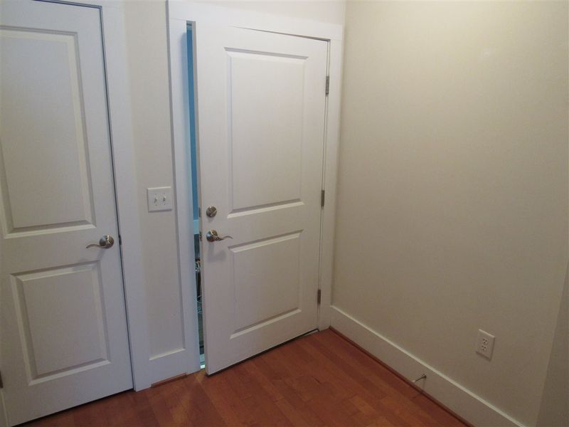 444 S Blount St #319, Raleigh, NC 27601