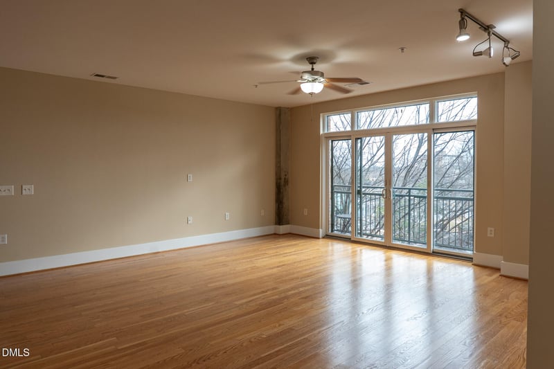 444 Blount St #328, Raleigh, NC 27601