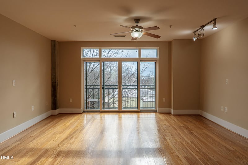 444 Blount St #328, Raleigh, NC 27601